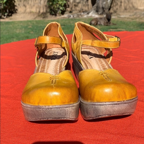 Jafa 702 Clog Sandals Mustard NWOB - Picture 6 of 10